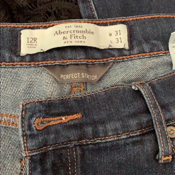 Abercrombie & Fitch Denim - Abercrombie and Fitch Dark Wash Skinny